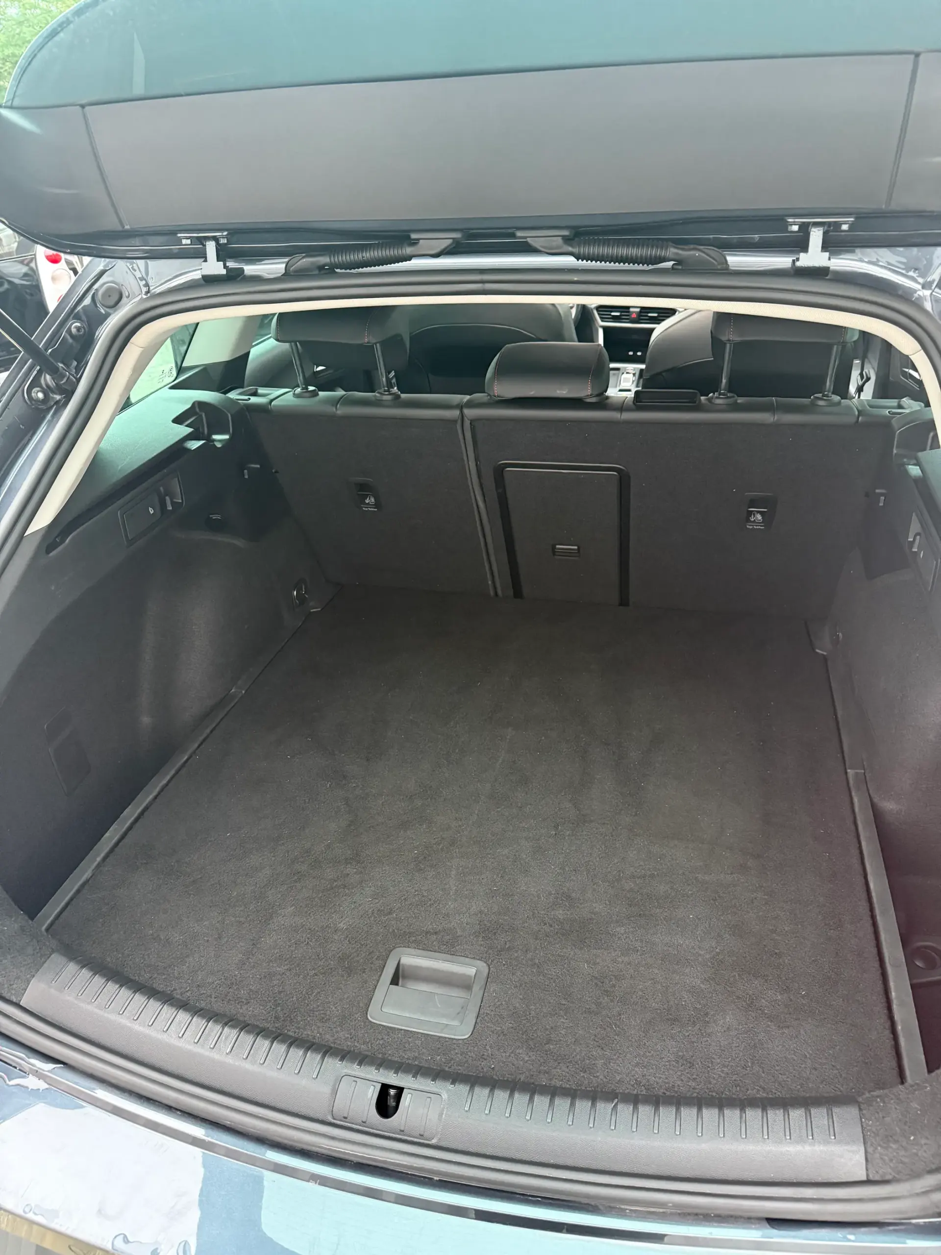 SEAT Leon ST 2.0 TDI FR DSG 14