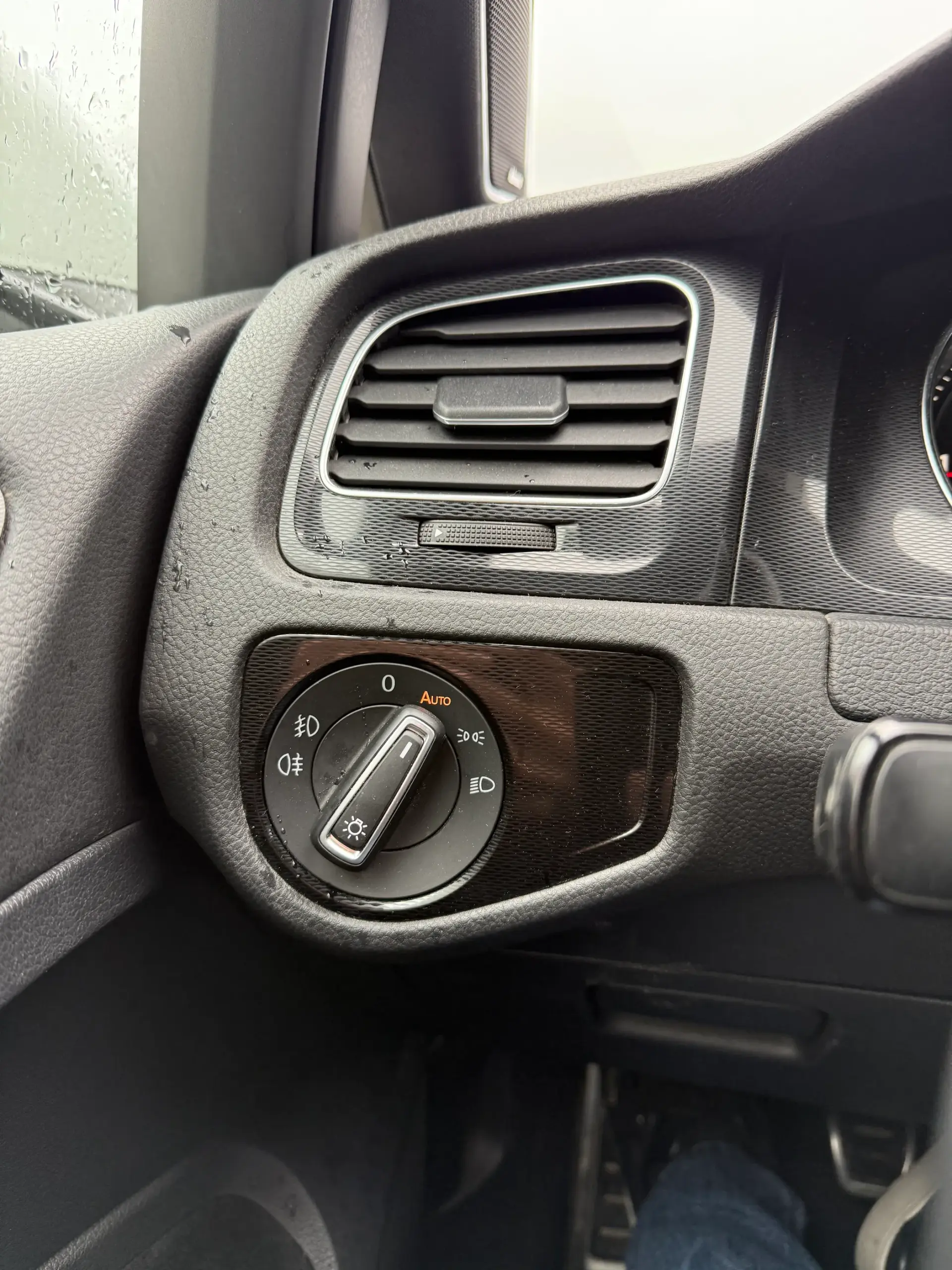 Volkswagen Golf 2.0 TDi GTD 10