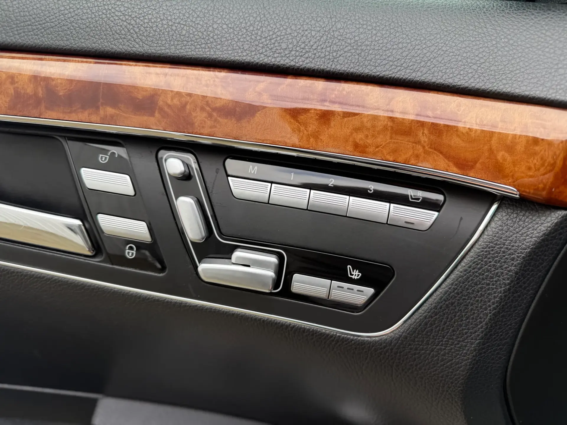 Mercedes-Benz S 350 BlueTEC 4-Matic 15