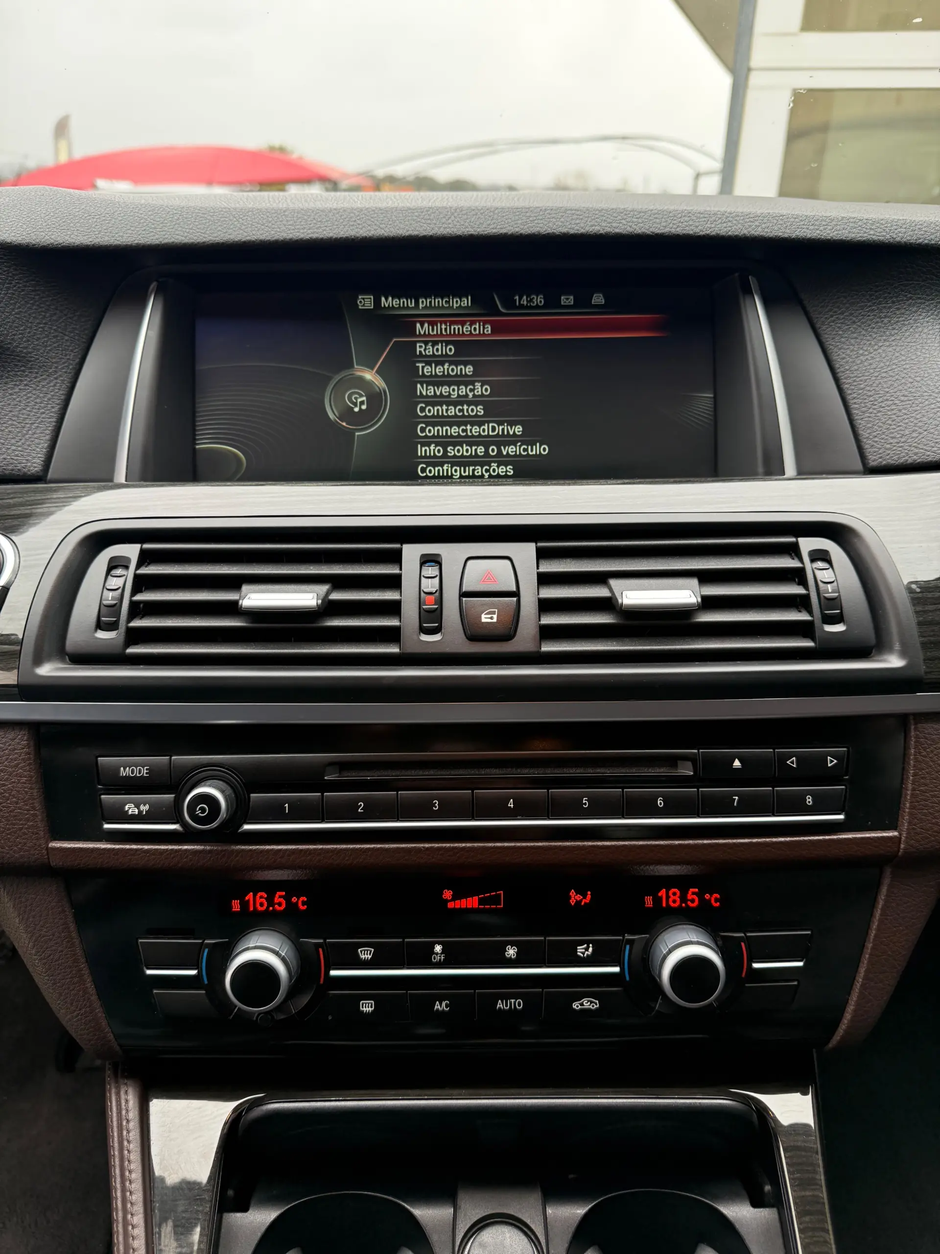 BMW 525 d Pack M Auto 11