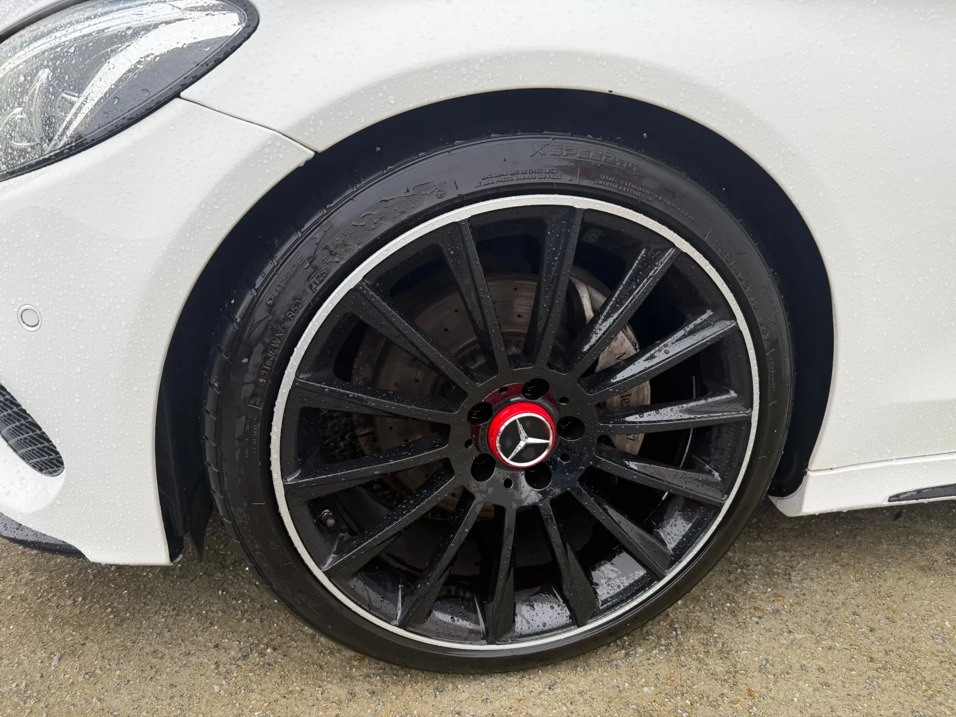 Mercedes-Benz C 220 d 4Matic Station 9G-TRONIC AMG Line 4