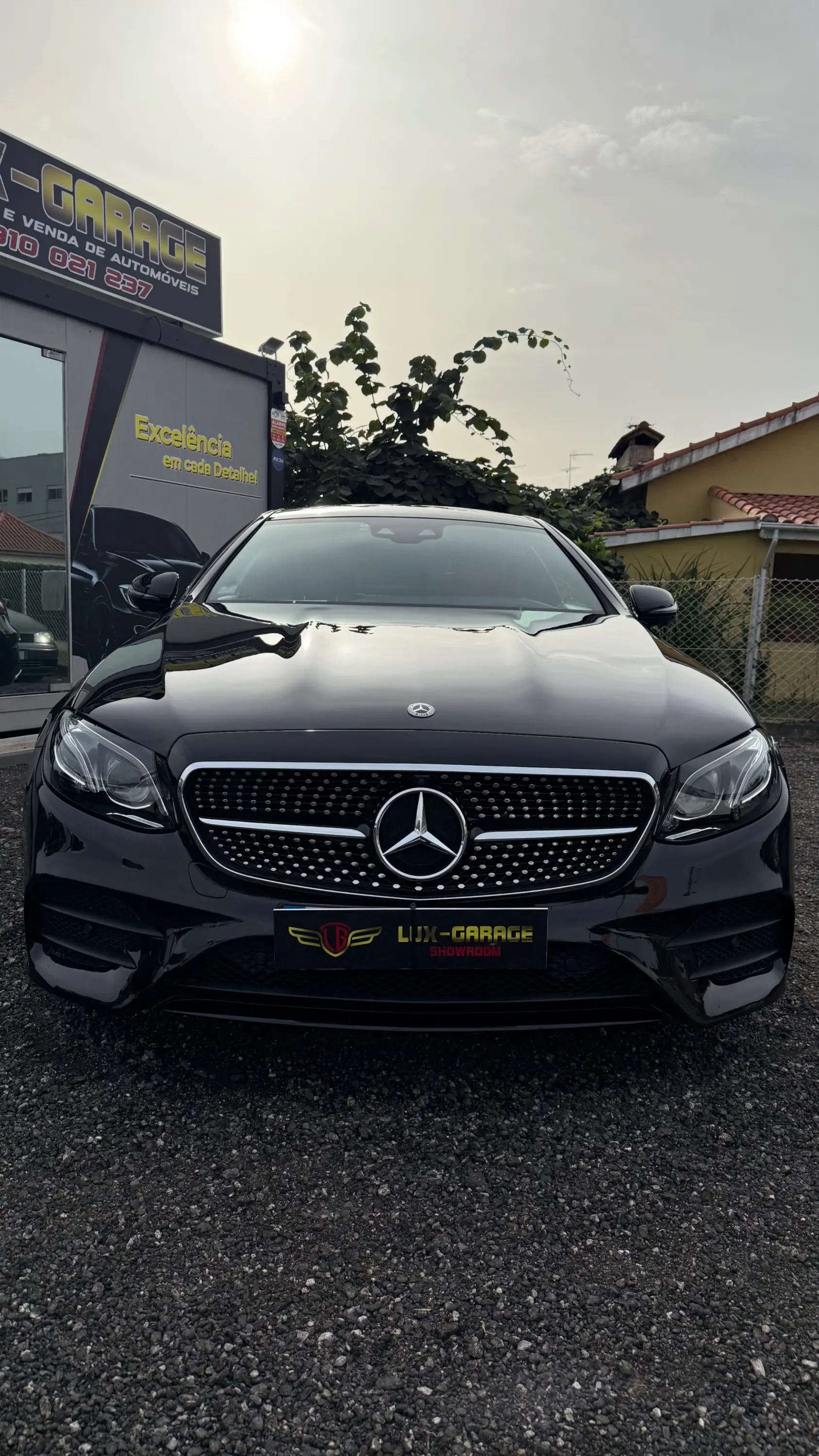 Mercedes-Benz E 220 d AMG Line 3