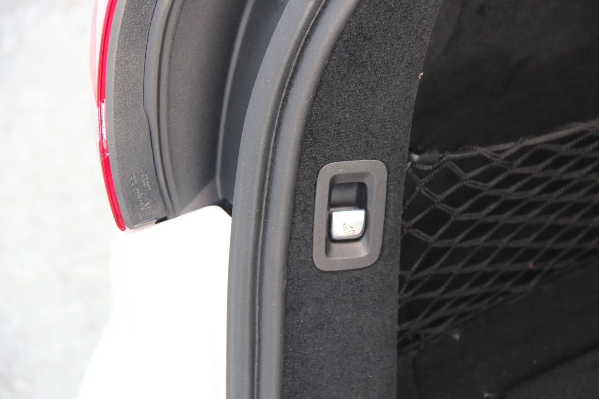 Mercedes-Benz C 220 d 4Matic Station 9G-TRONIC AMG Line 18