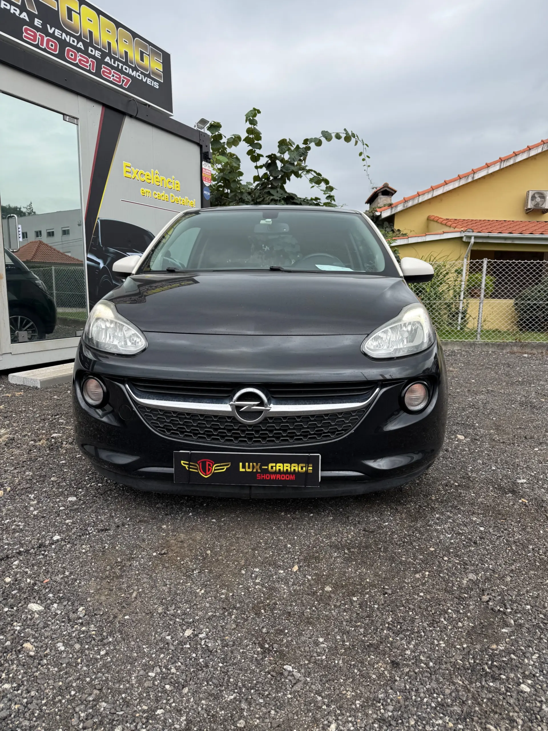 Opel Adam 1.2 Glam 4