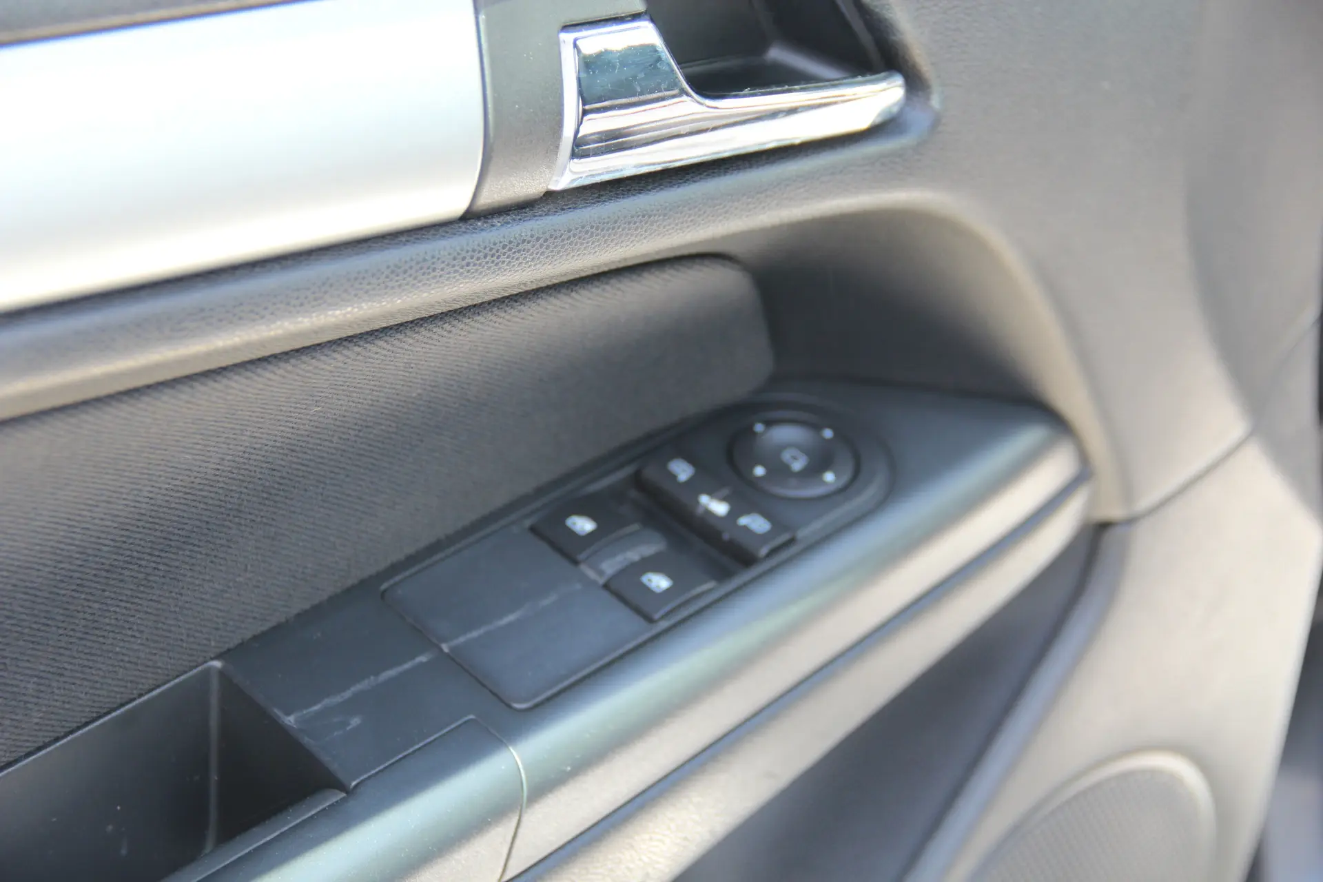 Opel Astra GTC 1.9 CDTI 10