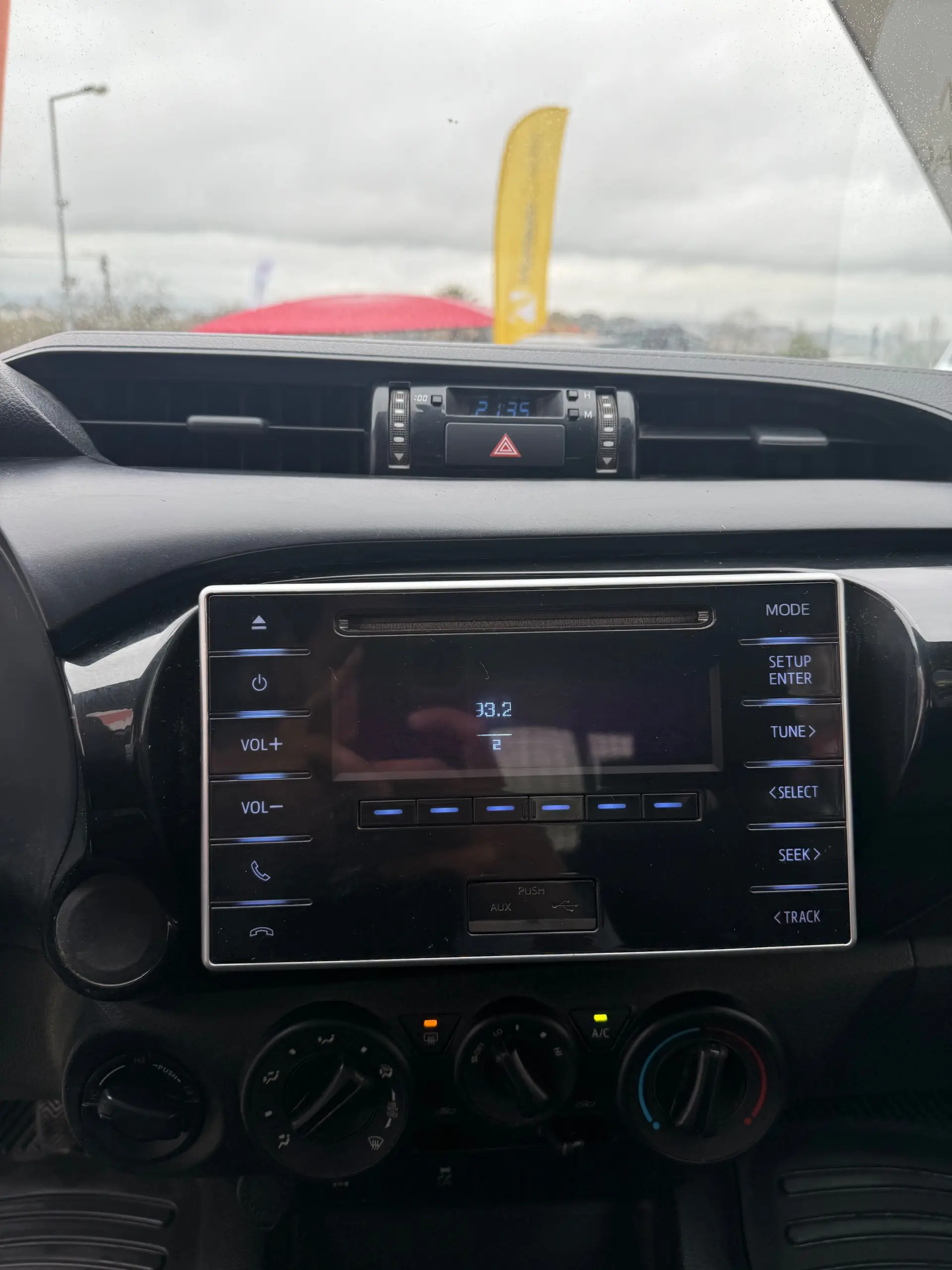 Toyota Hilux 2.4 D-4D 4WD CD CH 6