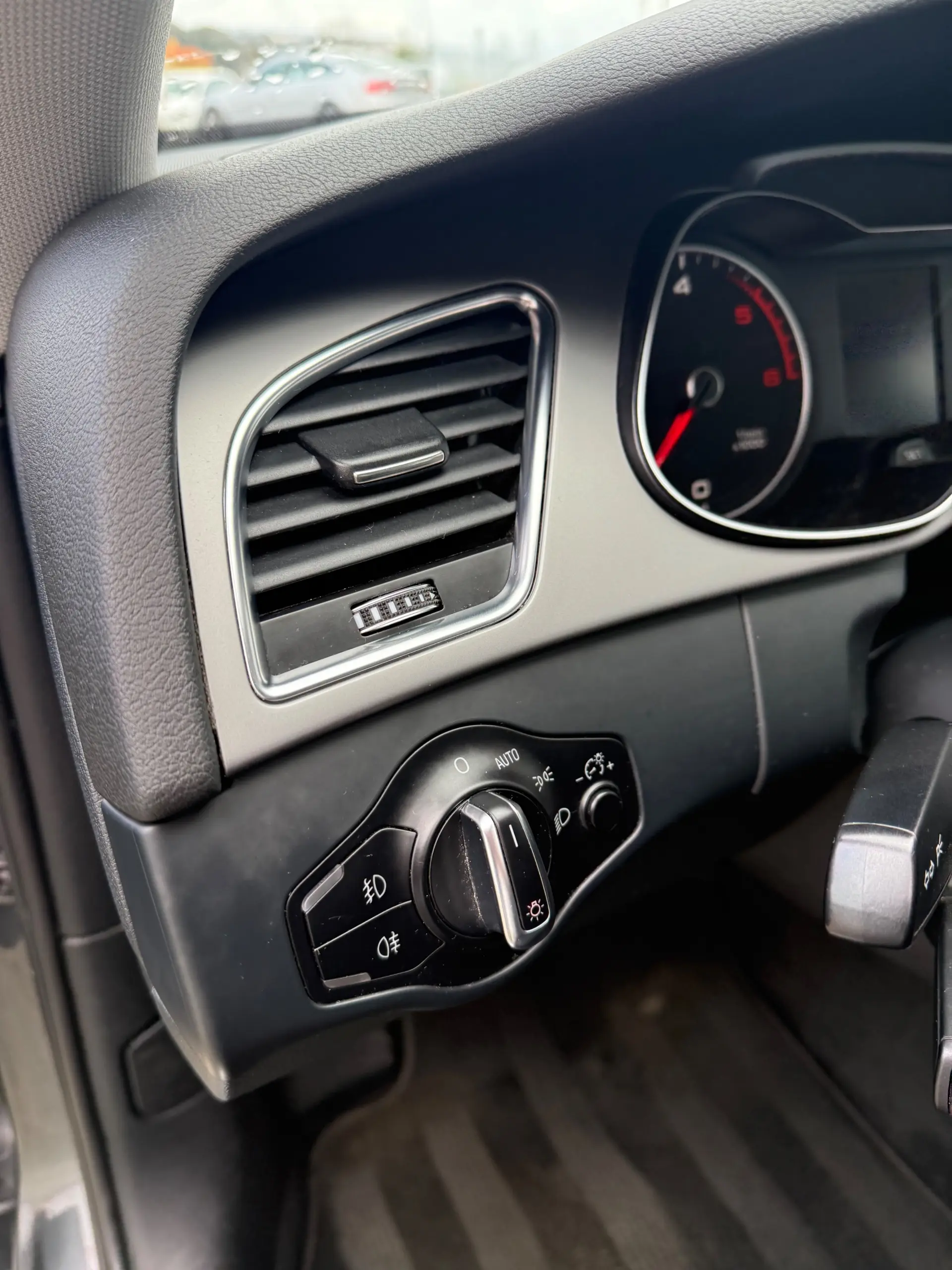 Audi A4 2.0 TDI multitronic Business Line 6