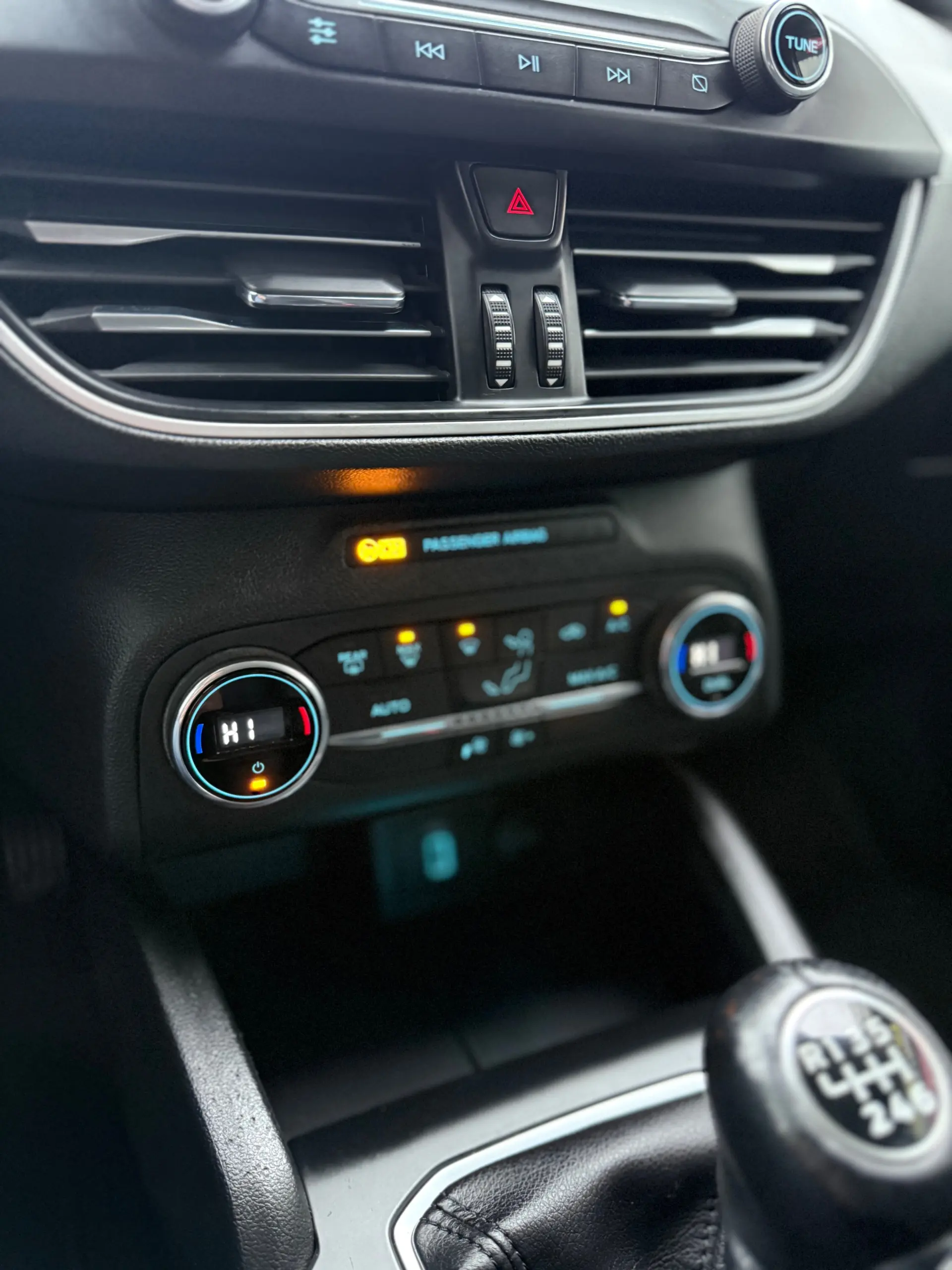 Ford Focus SW 1.5 TDCi EcoBlue Connected 14