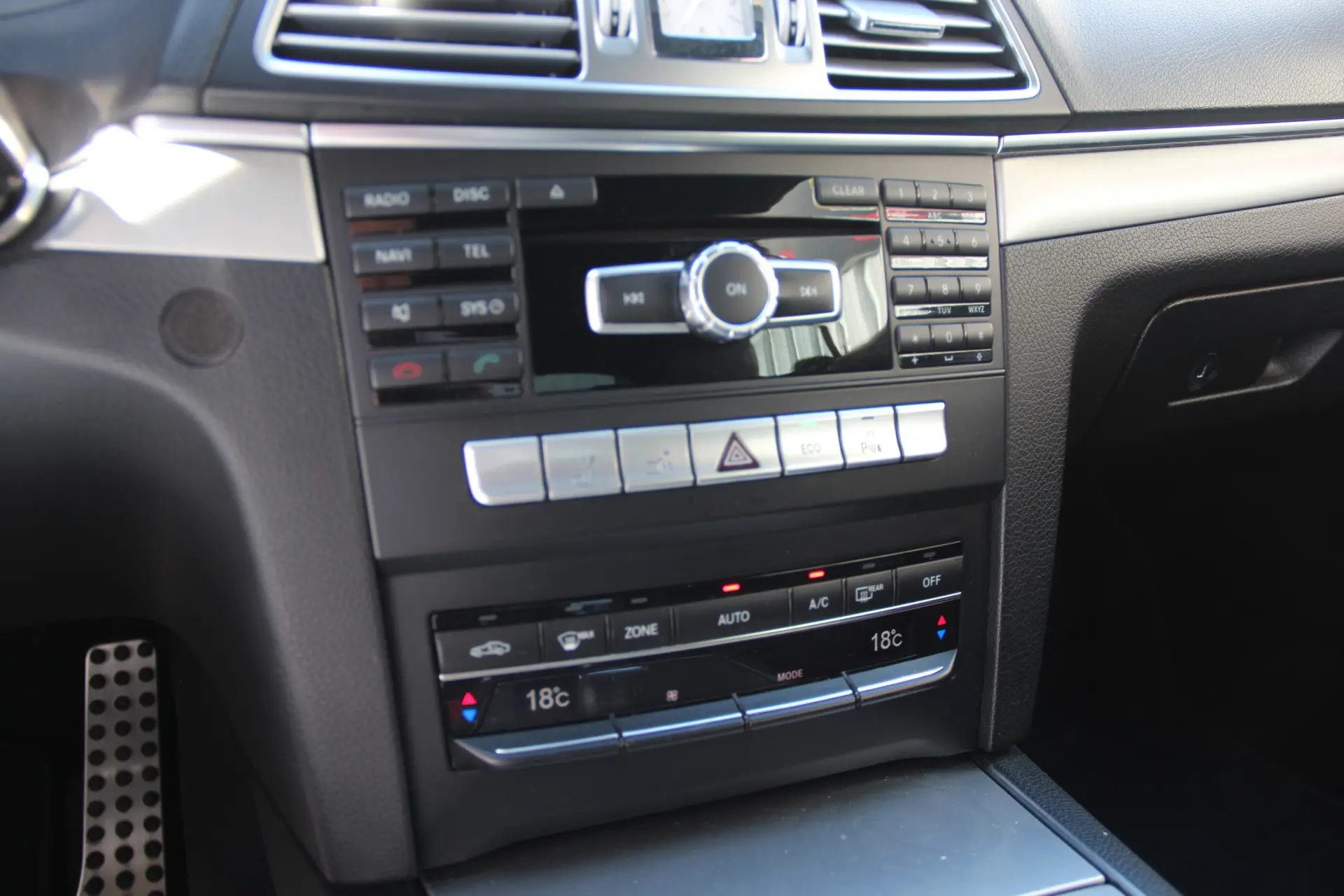 Mercedes-Benz E 250 BlueTEC Auto 13