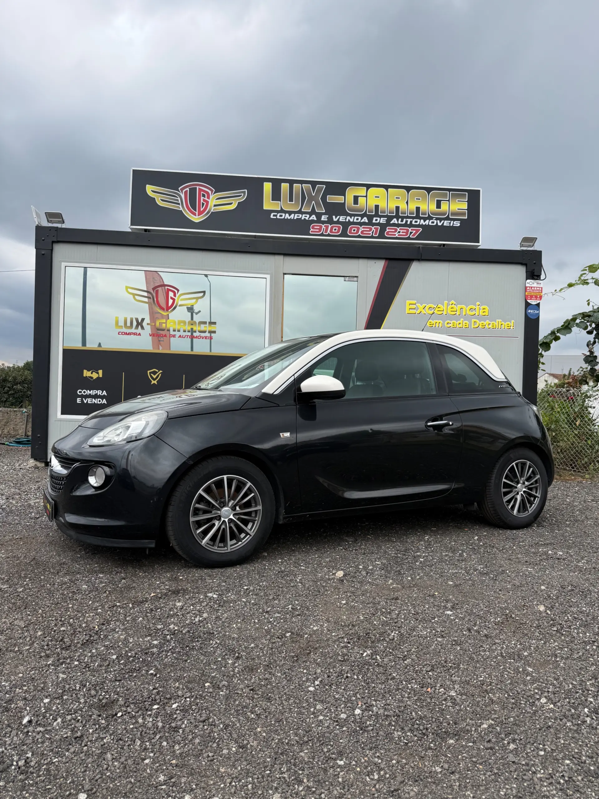 Opel Adam 1.2 Glam 2