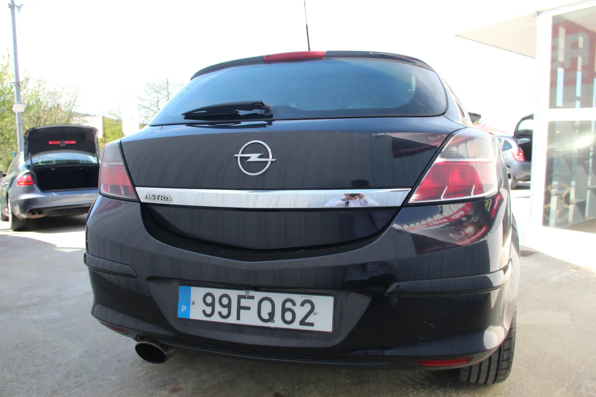 Opel Astra GTC 1.9 CDTI 14