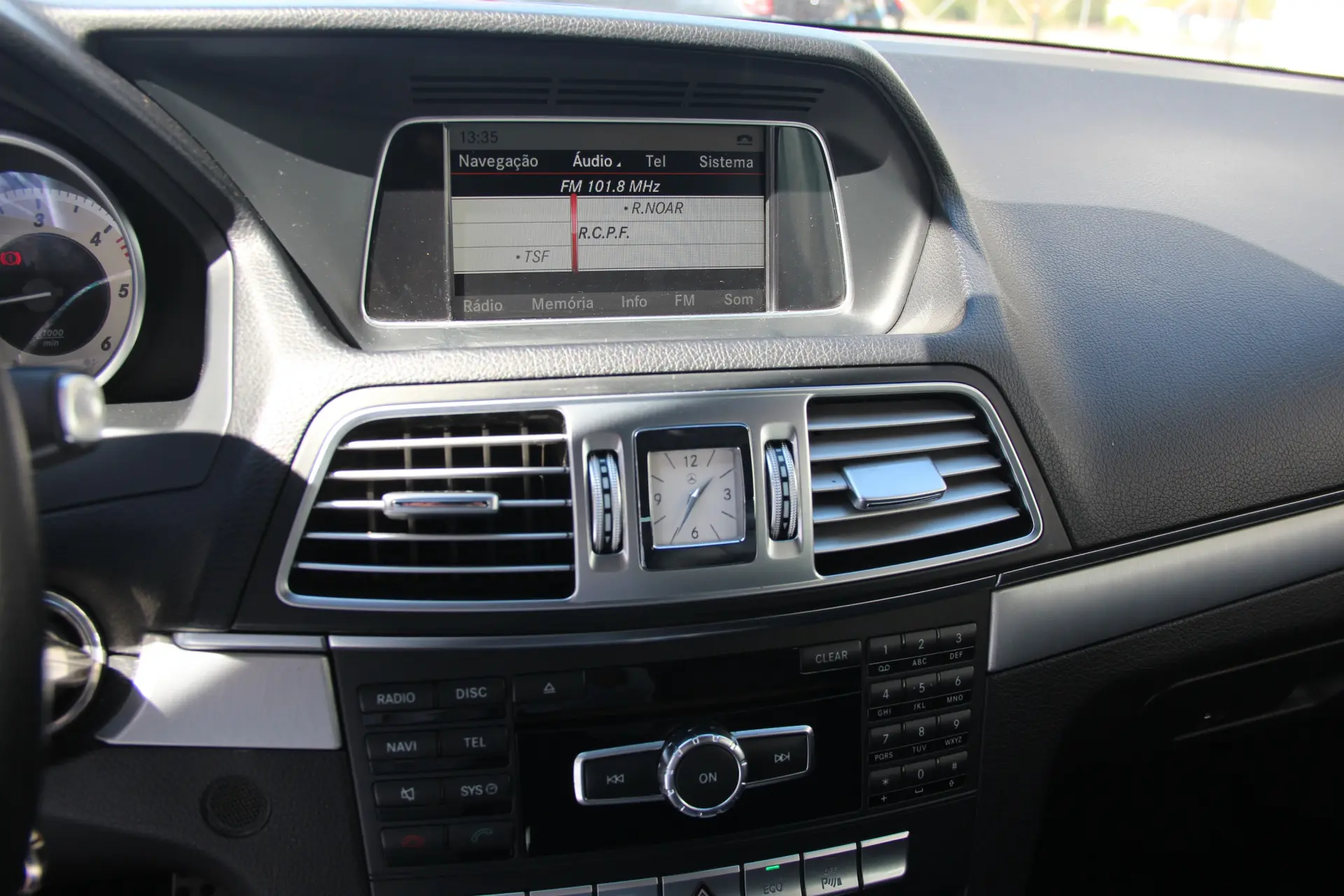 Mercedes-Benz E 250 BlueTEC Auto 12