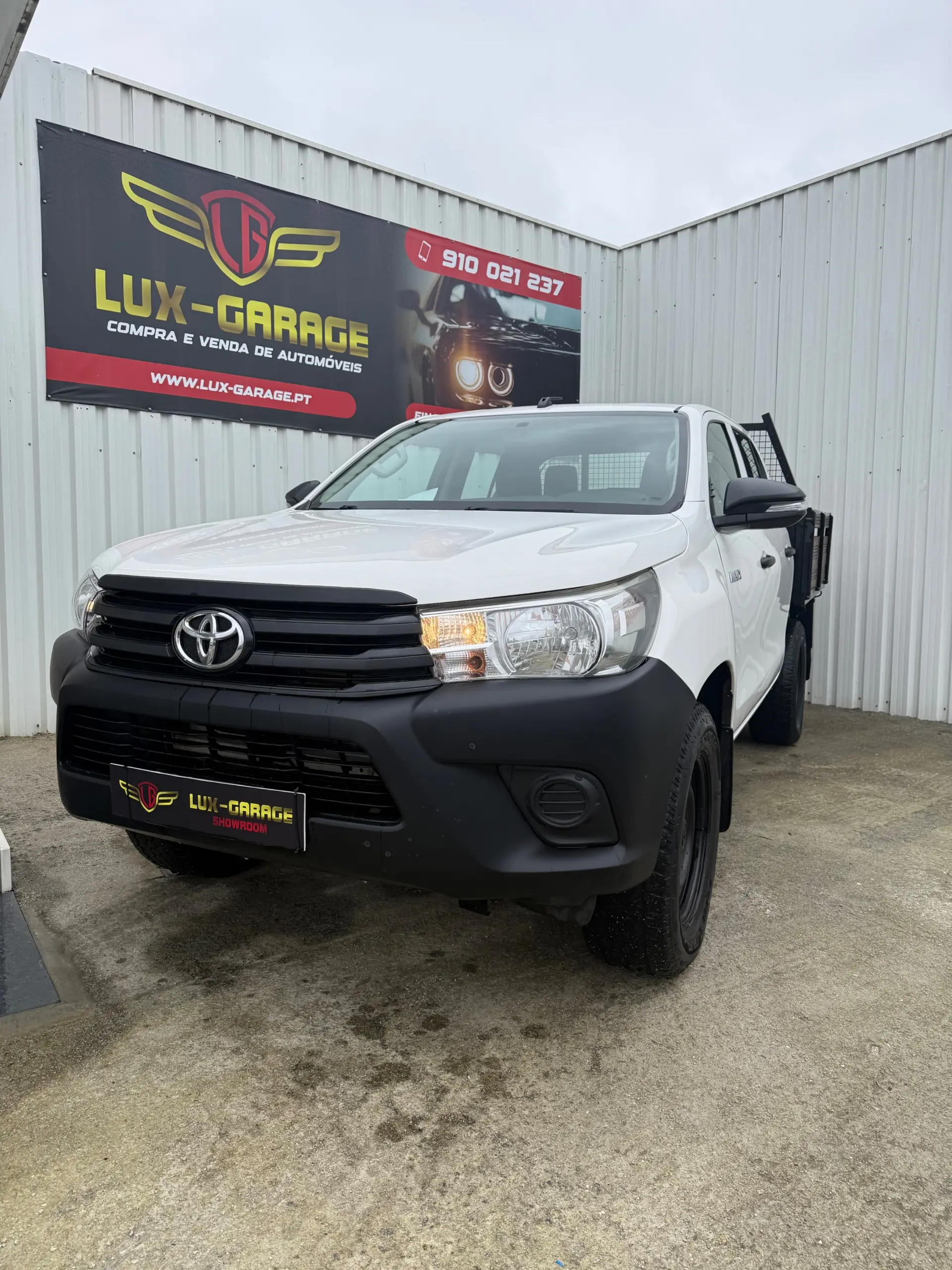 Toyota Hilux 2.4 D-4D 4WD CD CH 3