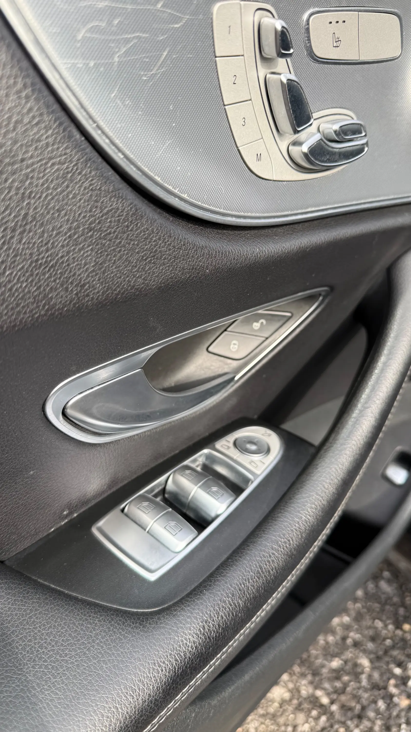 Mercedes-Benz E 220 d AMG Line 16