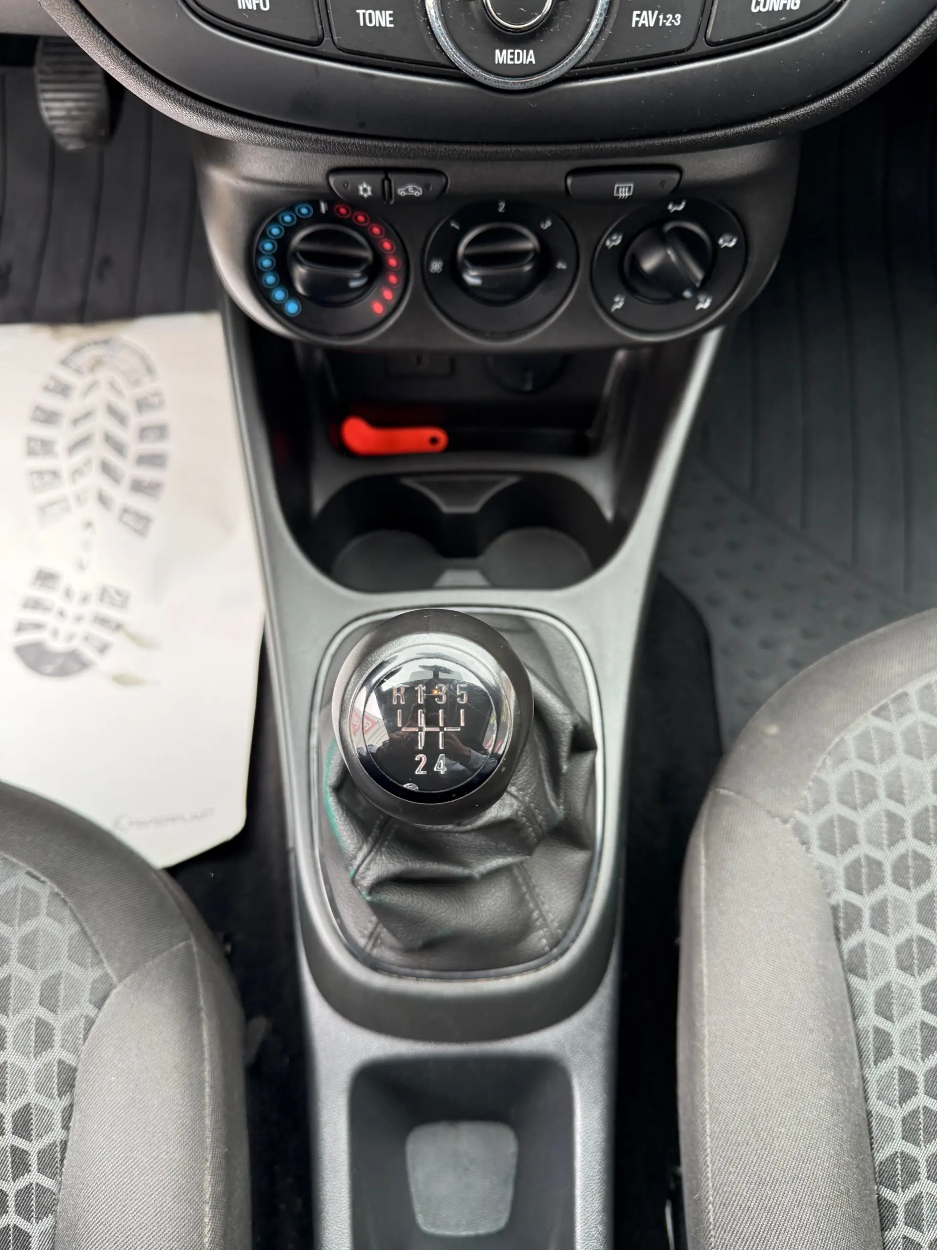 Opel Corsa 1.3 CDTi Dynamic 8