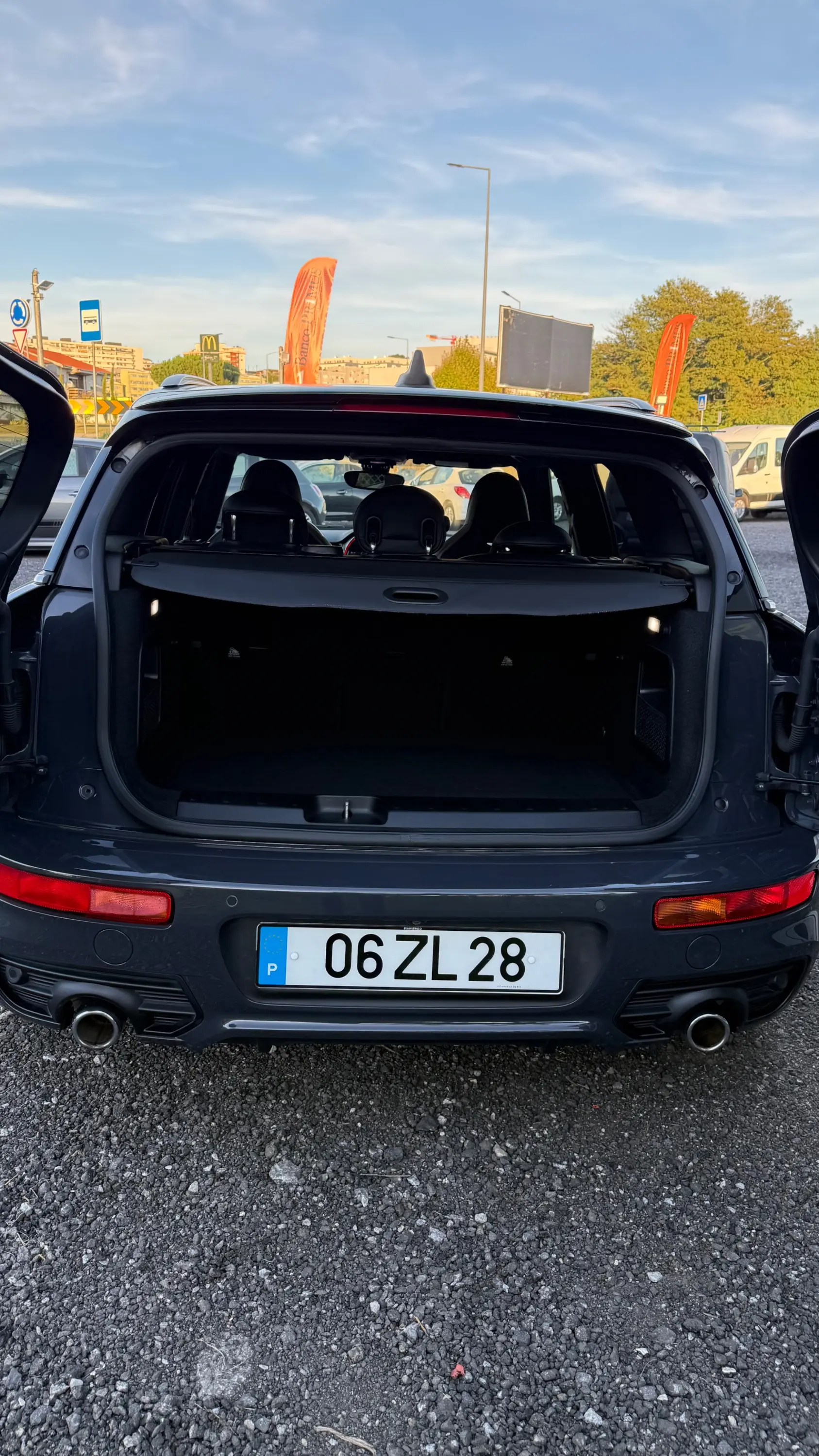 MINI Clubman Cooper SD Sport Edition Auto 37