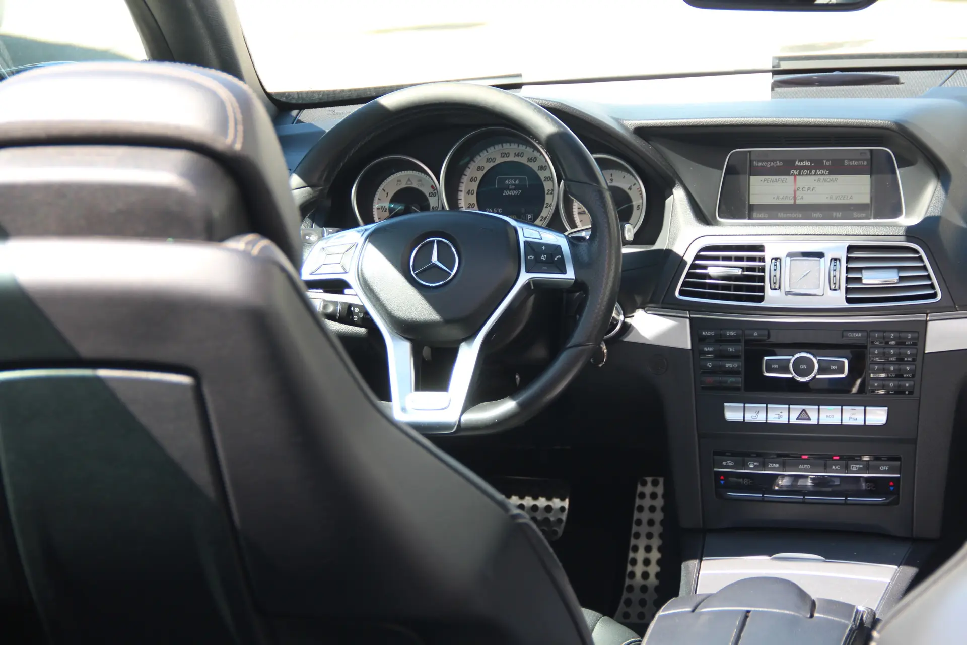 Mercedes-Benz E 250 BlueTEC Auto 17