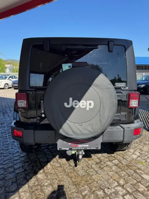 Jeep Wrangler Unlimited 2.8 CRD Sahara AT 6