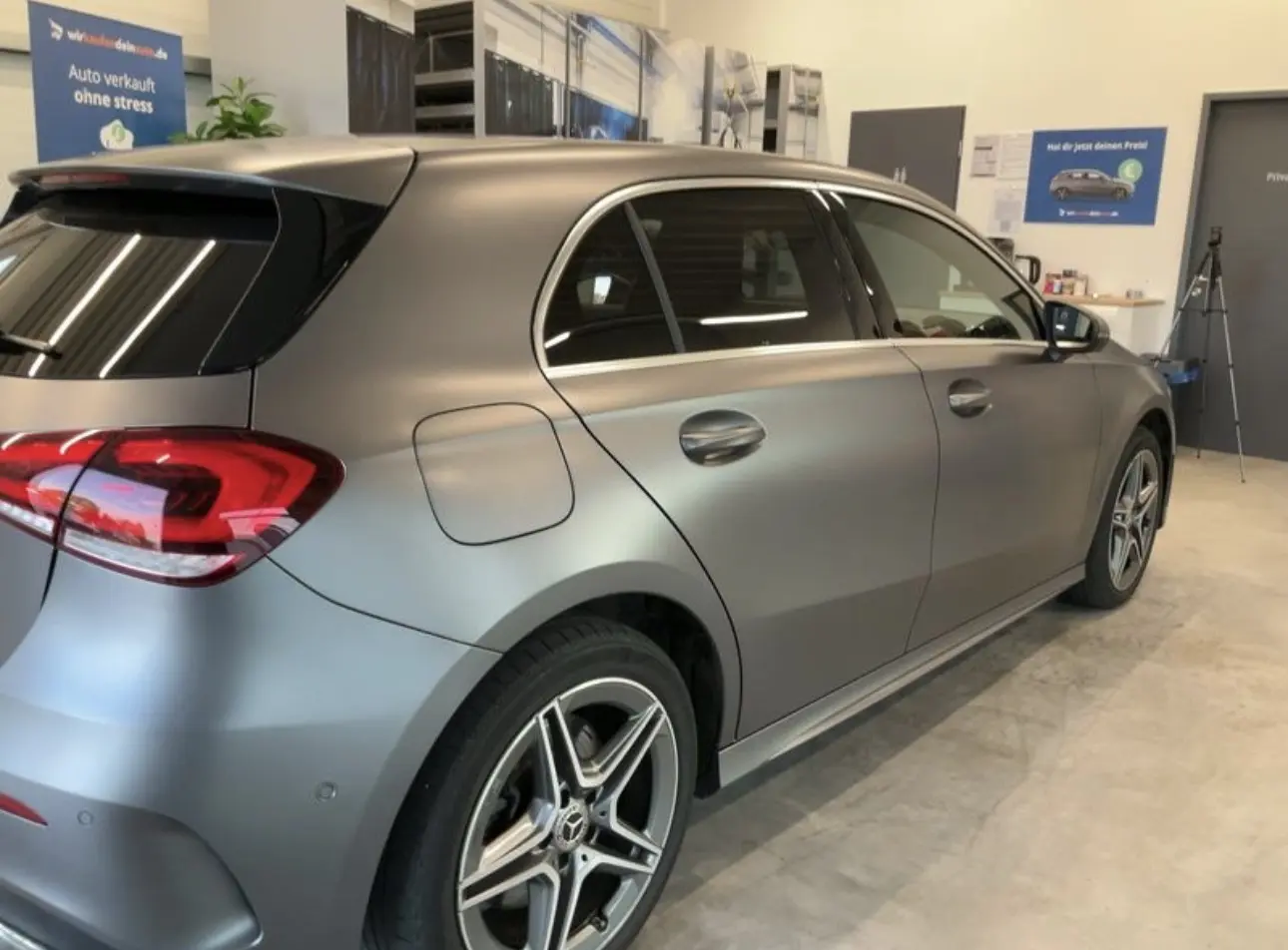 Mercedes-Benz A 250 e 8G-DCT Edition AMG Line 5