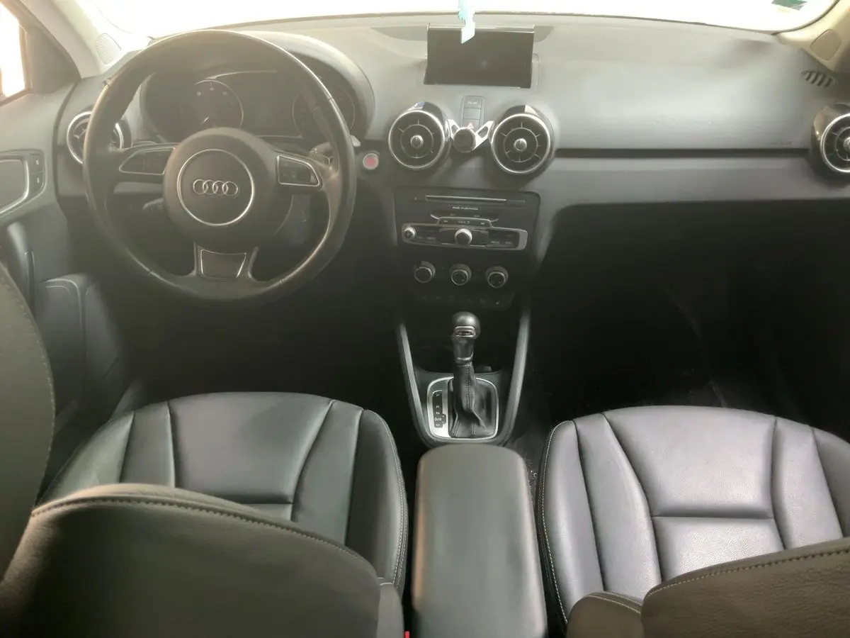Audi A1 Ambition Luxe 6