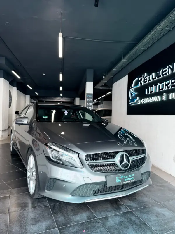 Mercedes-Benz A 180 d Style Plus Aut. 2