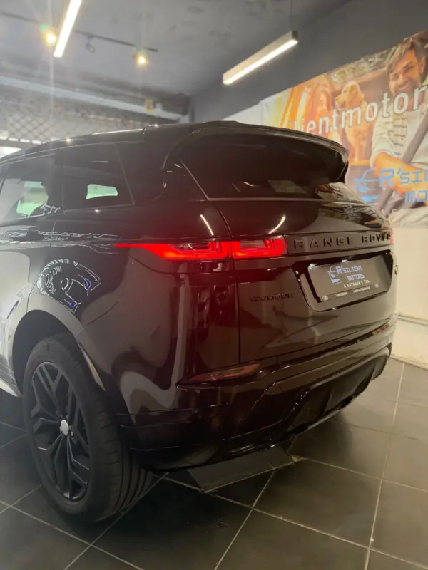 Land Rover Range Rover Evoque 1.5 P160 R-Dynamic S Auto 14