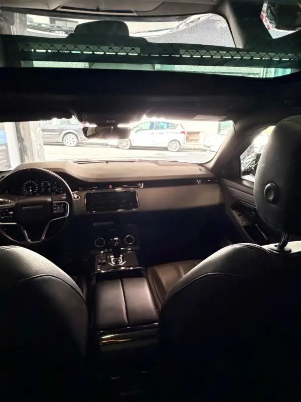 Land Rover Range Rover Evoque 1.5 P160 R-Dynamic S Auto 23