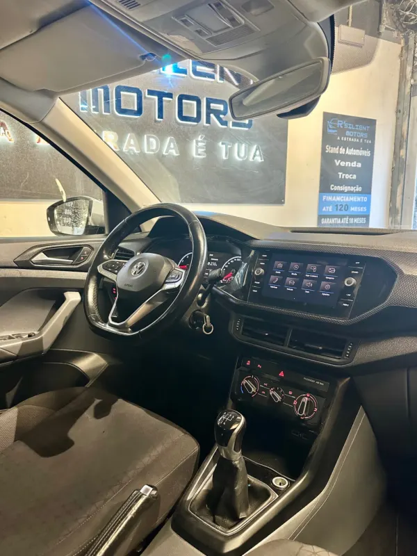 Volkswagen T-Cross 1.0 TSI Life 28