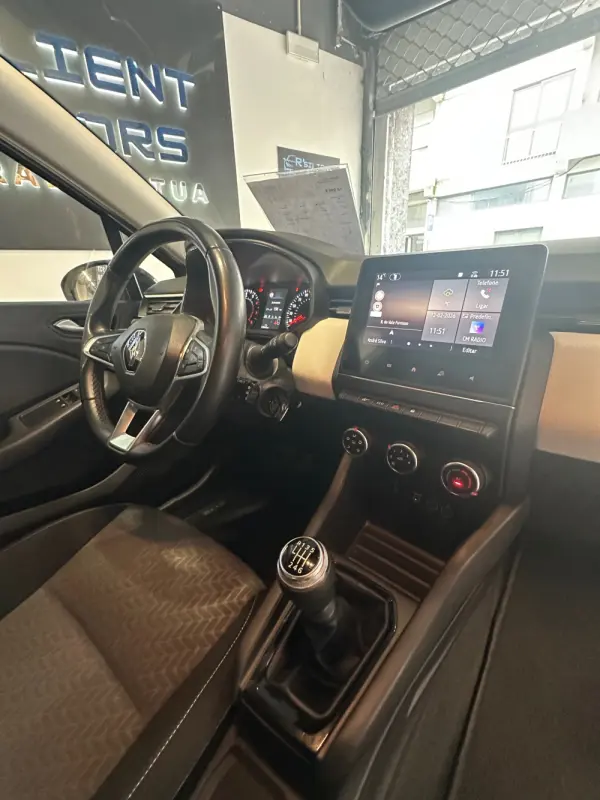 Renault Clio 1.0 TCe Limited Bi-Fuel 20