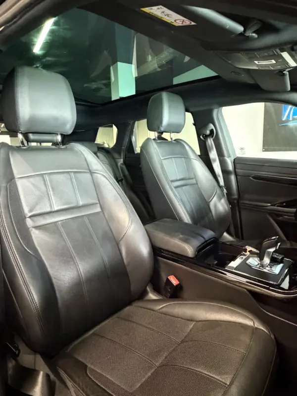 Land Rover Range Rover Evoque 1.5 P160 R-Dynamic S Auto 19