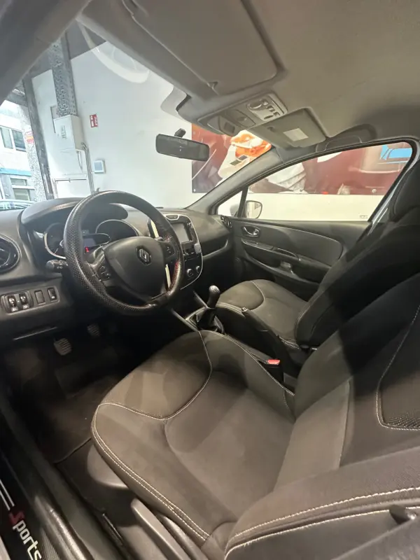 Renault Clio Sport Tourer Energy dCi 90 Business 9