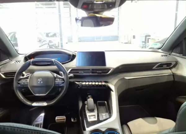 Peugeot 3008 225 e-EAT8 GT 4