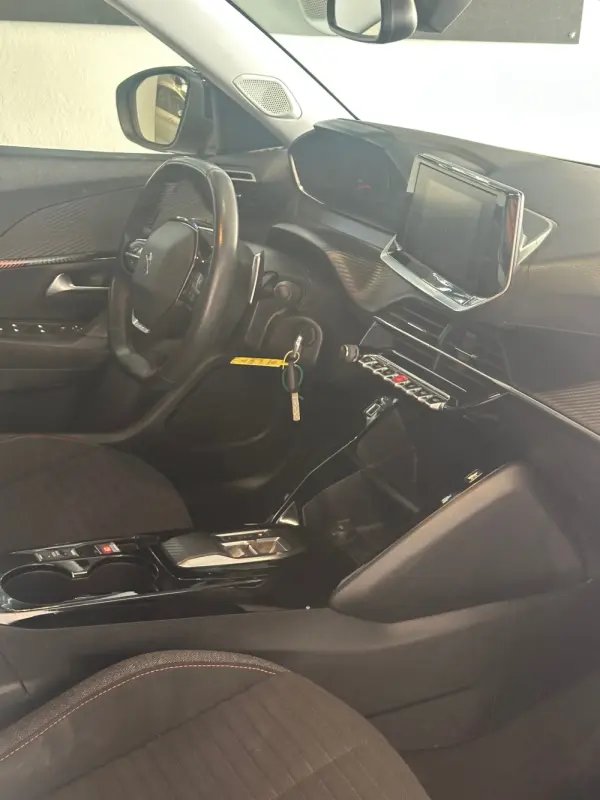 Peugeot 2008 1.2 PureTech Active Pack EAT8 18