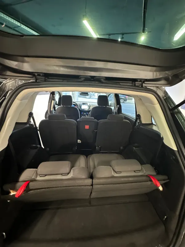 Ford Grand C-Max 1.5 TDCi Titanium S/S 9