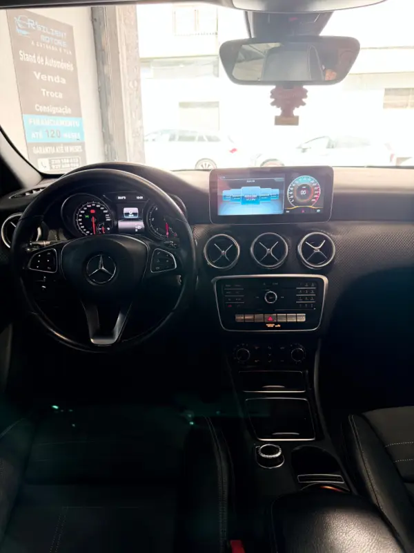 Mercedes-Benz A 180 d Style Plus Aut. 14