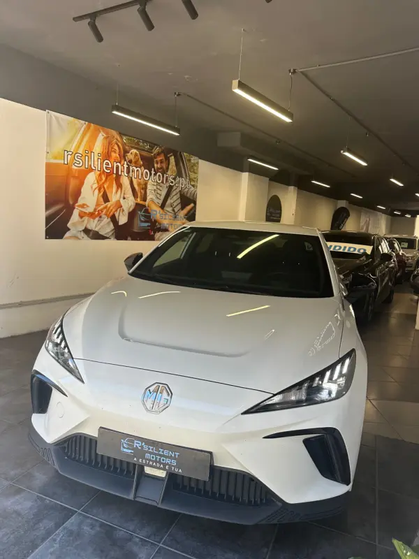 MG MG4 64 kWh Comfort 4