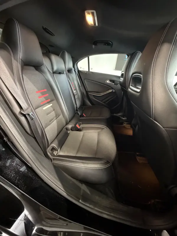 Mercedes-Benz A 160 Outro 13