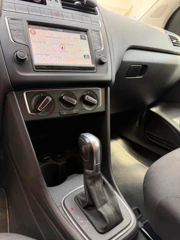 Volkswagen Polo 1.4 TDi (Blue Motion ) DSG Comfortline 12