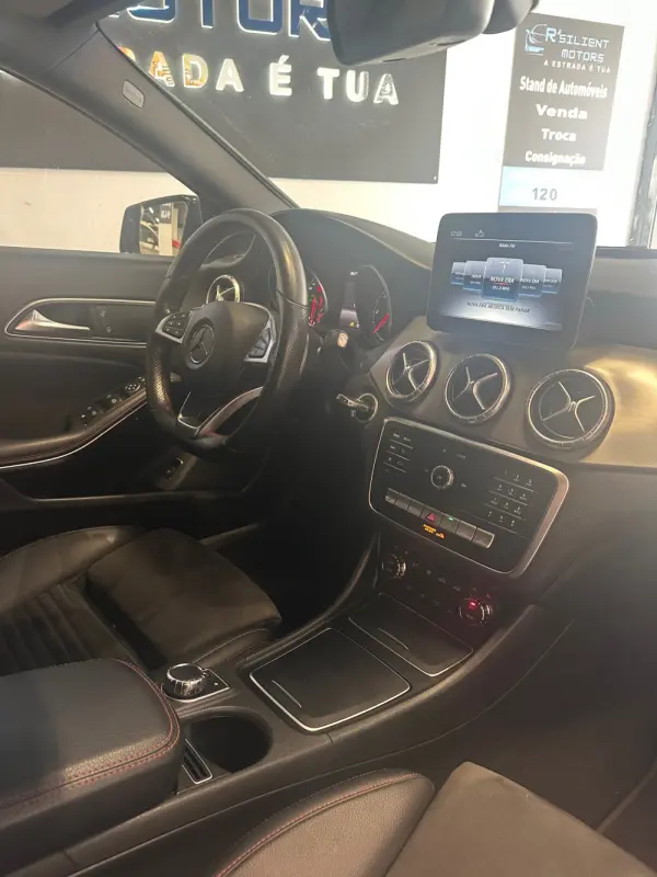 Mercedes-Benz CLA 180 d Shooting Brake AMG Line Aut. 23