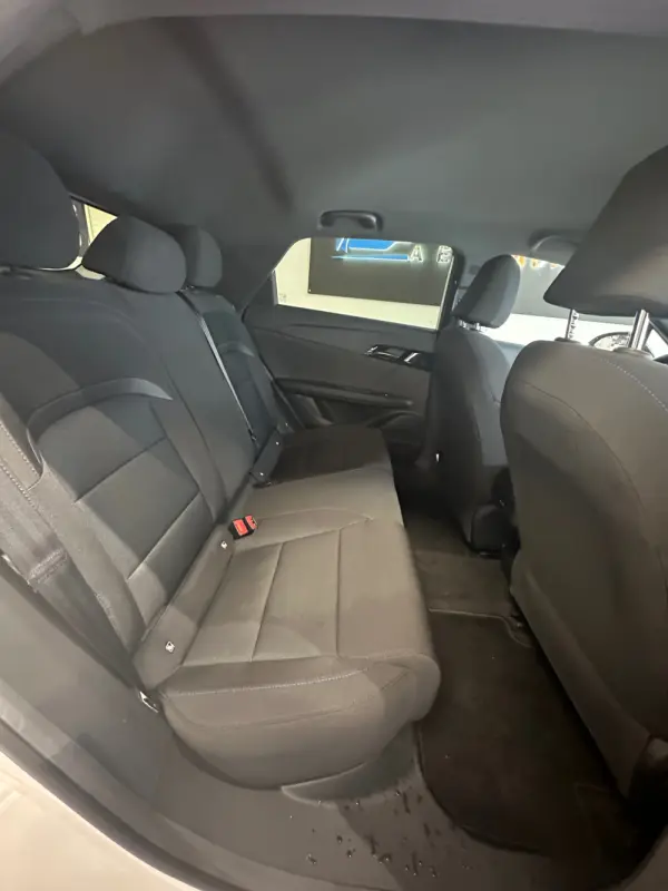 MG MG4 64 kWh Comfort 17