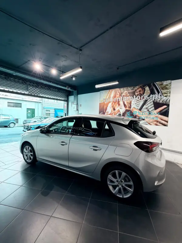 Opel Corsa 1.5 D Elegance 9