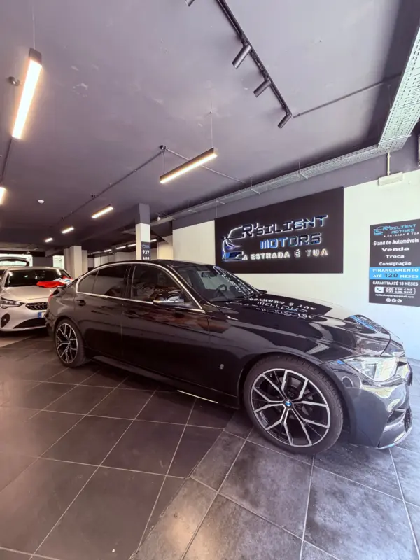 BMW 330 e iPerformance M Sport 12