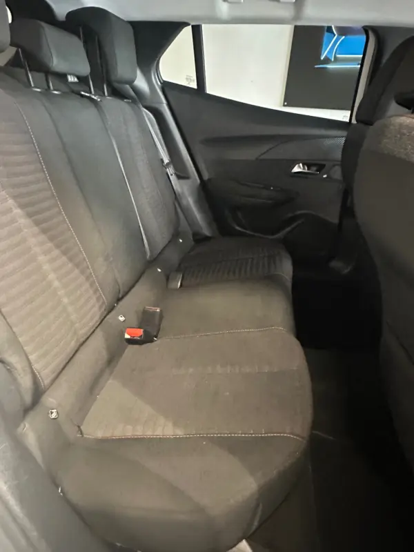 Peugeot 2008 14