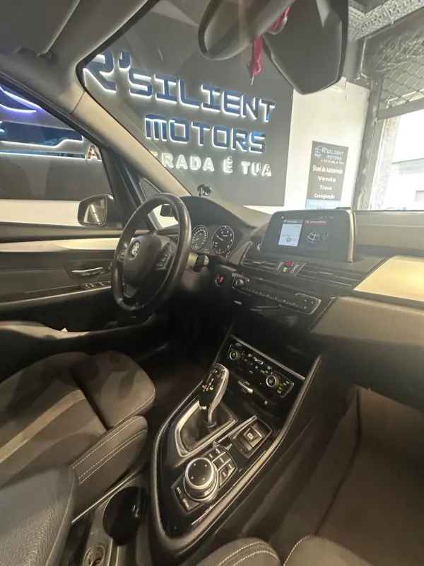 BMW 216 Gran Tourer 14
