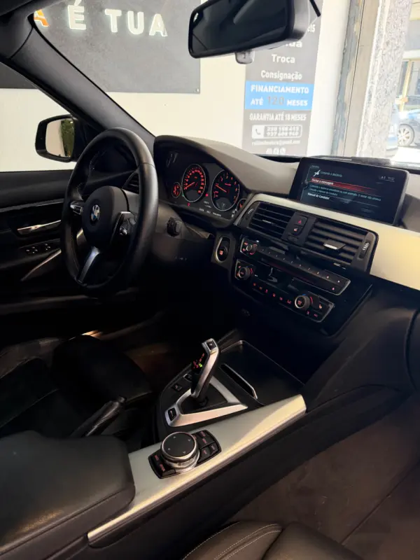 BMW 330 e iPerformance M Sport 27