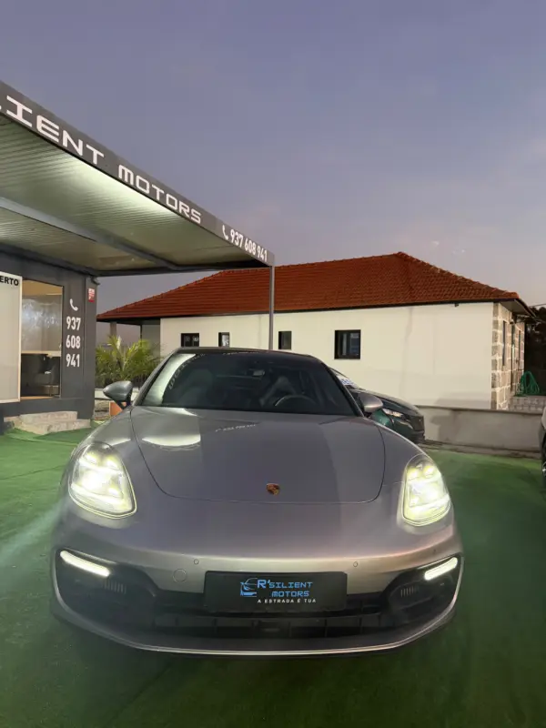 Porsche Panamera 4 E-Hybrid 19