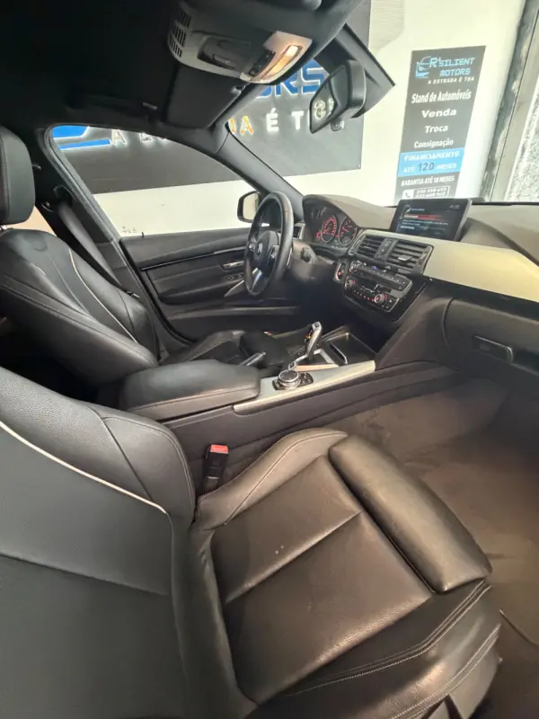 BMW 330 e iPerformance M Sport 24