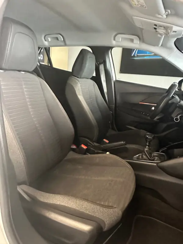 Peugeot 2008 17