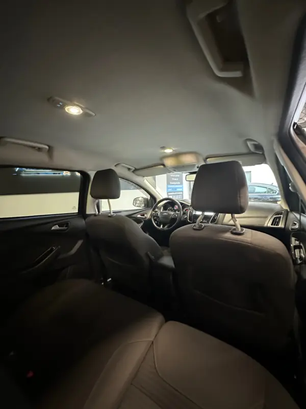 Ford Focus SW 1.5 TDCi EcoBlue Titanium 25