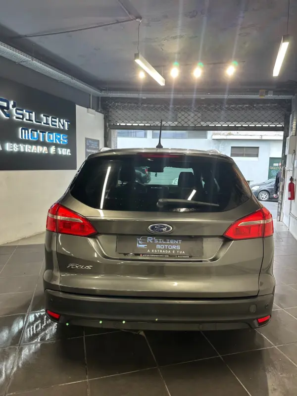 Ford Focus SW 1.5 TDCi EcoBlue Titanium 5